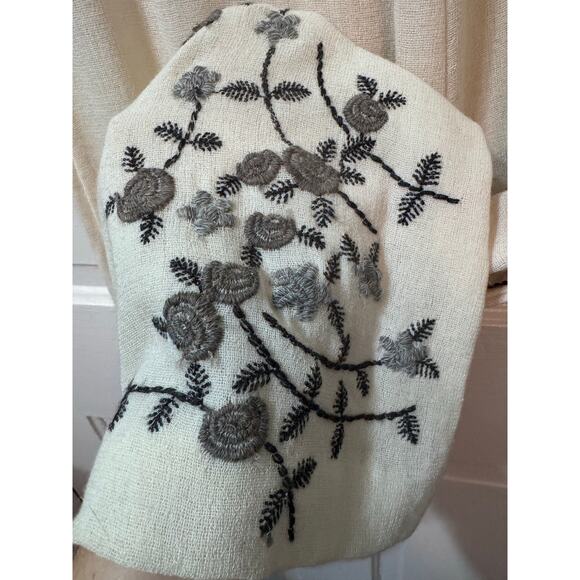 NWT Vintage Marcel Marongiu Ivory Embroidered Floral Maxi Skirt Size 40 - Picture 5 of 16